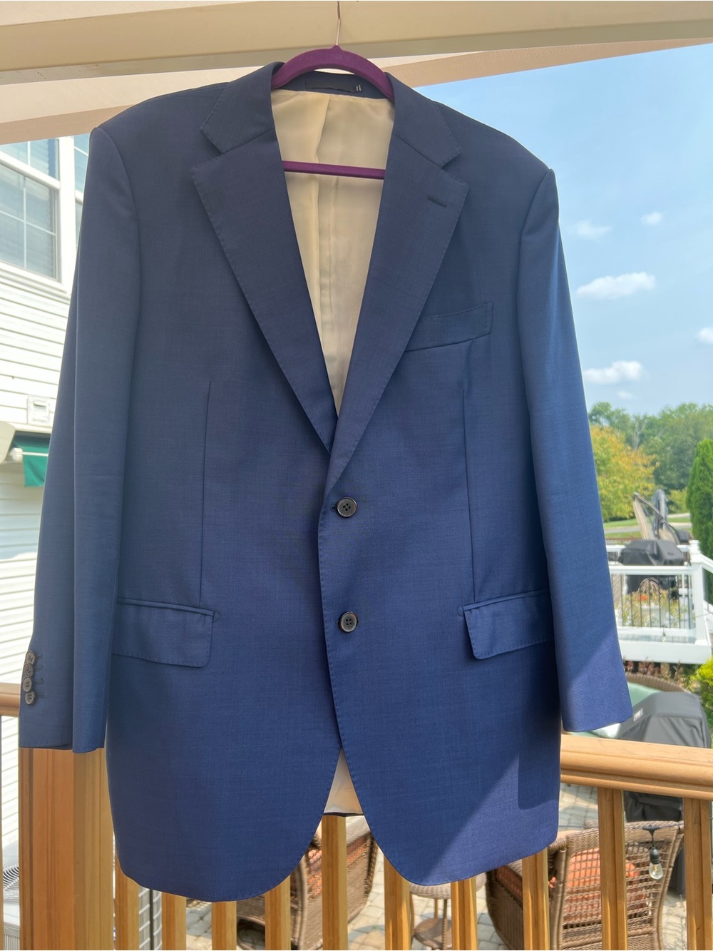 Suitsupply Men's Navy Two-Button 100% Wool Suit set with pants
